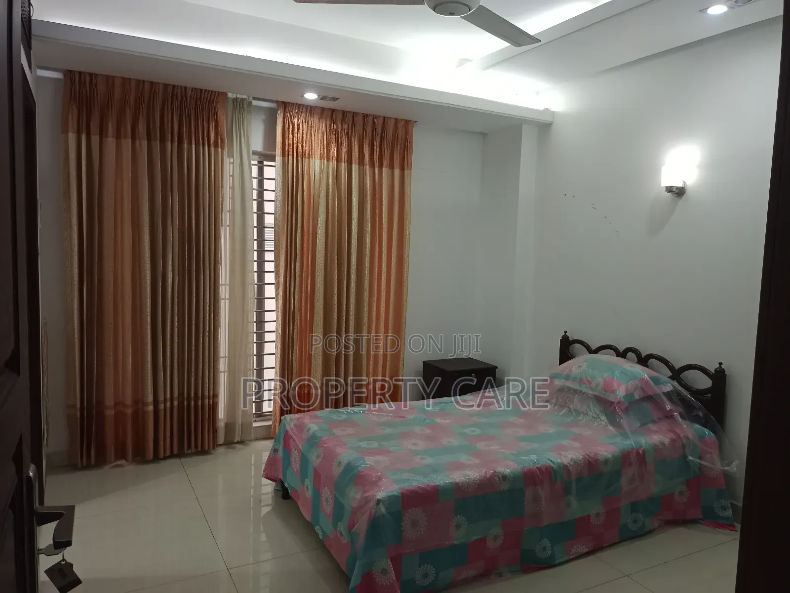 Furnished 4bdrm Apartment in Gulshan for rent