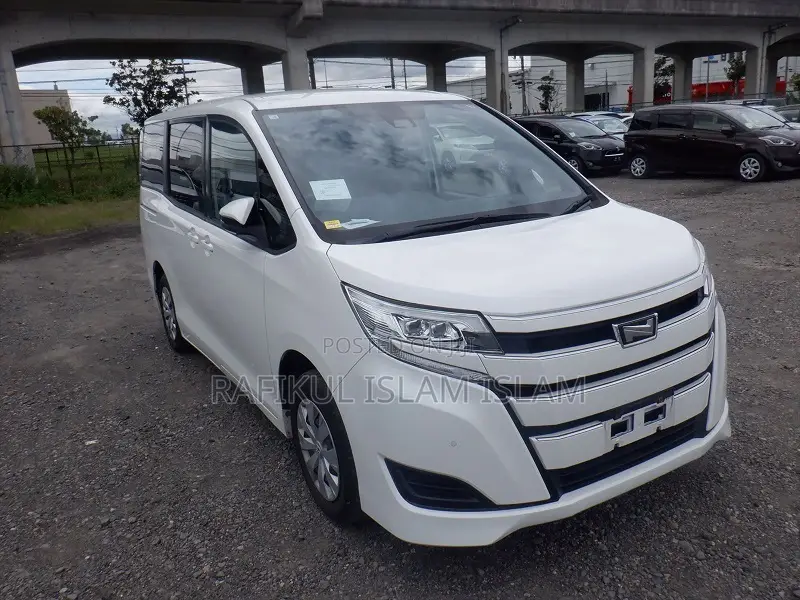 Toyota Noah 2.0 AWD (8 Seater) 2020 Pearl