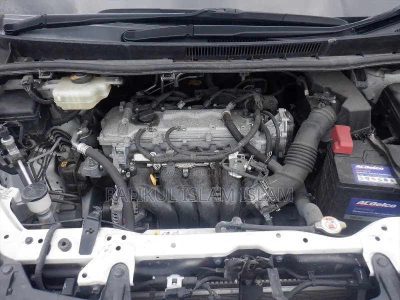 Toyota Noah 2.0 AWD (8 Seater) 2020 Pearl