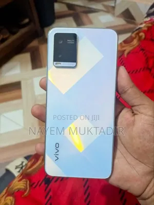 Photo - Vivo Y21 64 GB