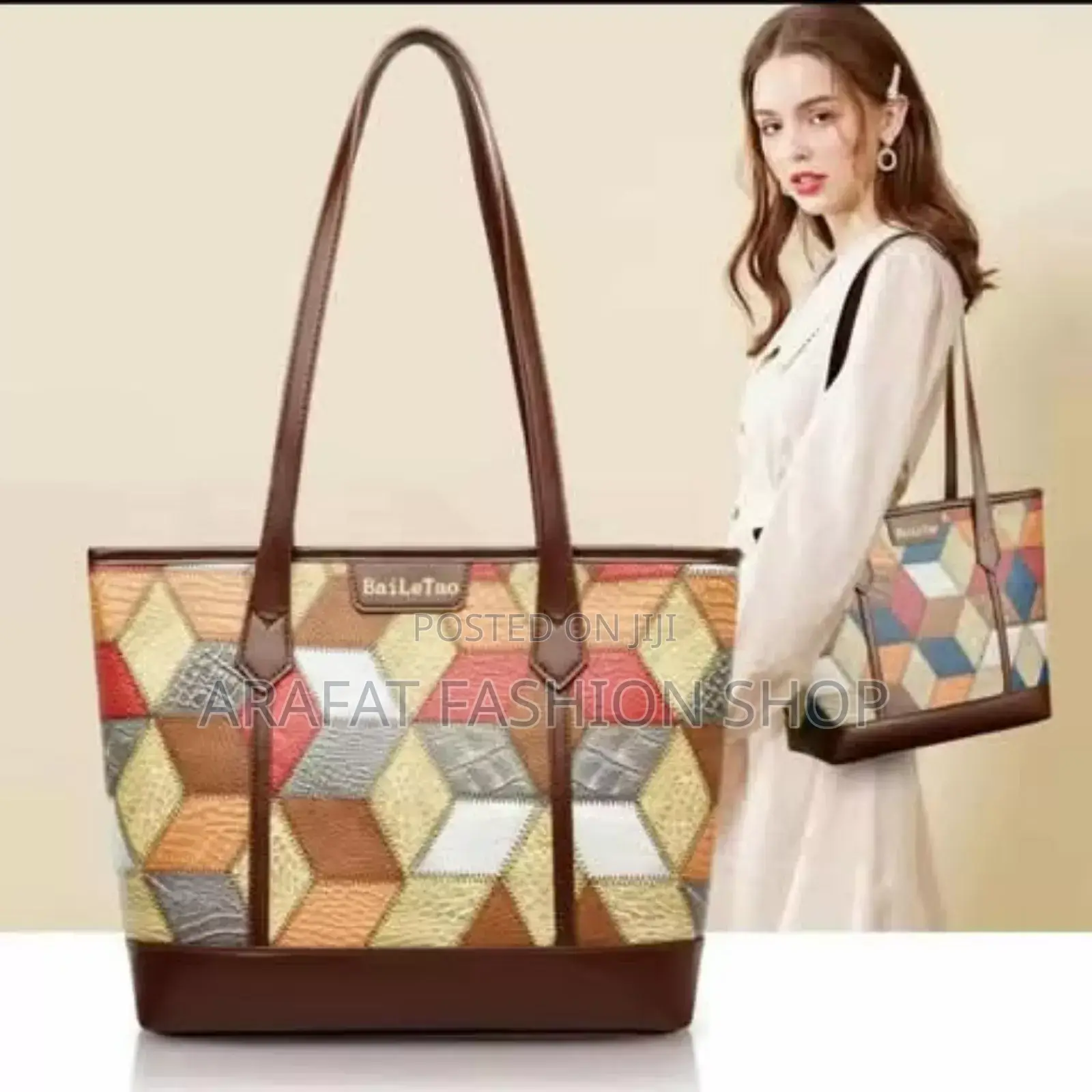 Primium Tote Bag Color: Blue/Red/Brown Metarial :