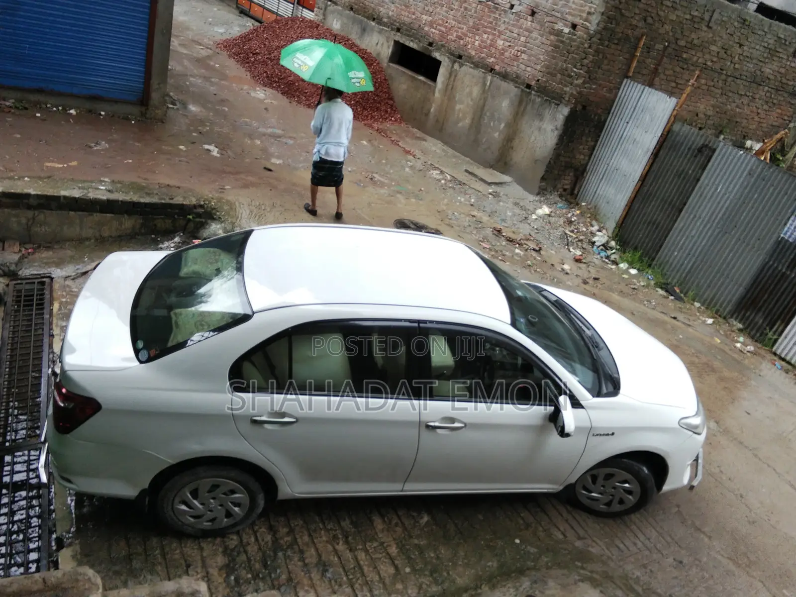 Toyota Axio 1.5 Hybrid 2WD 2015 White