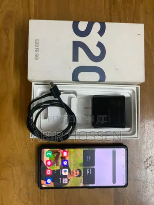 Photo - Samsung Galaxy S20 FE 128 GB Blue