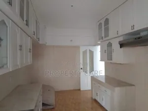 4bdrm Duplex in Gulshan for rent