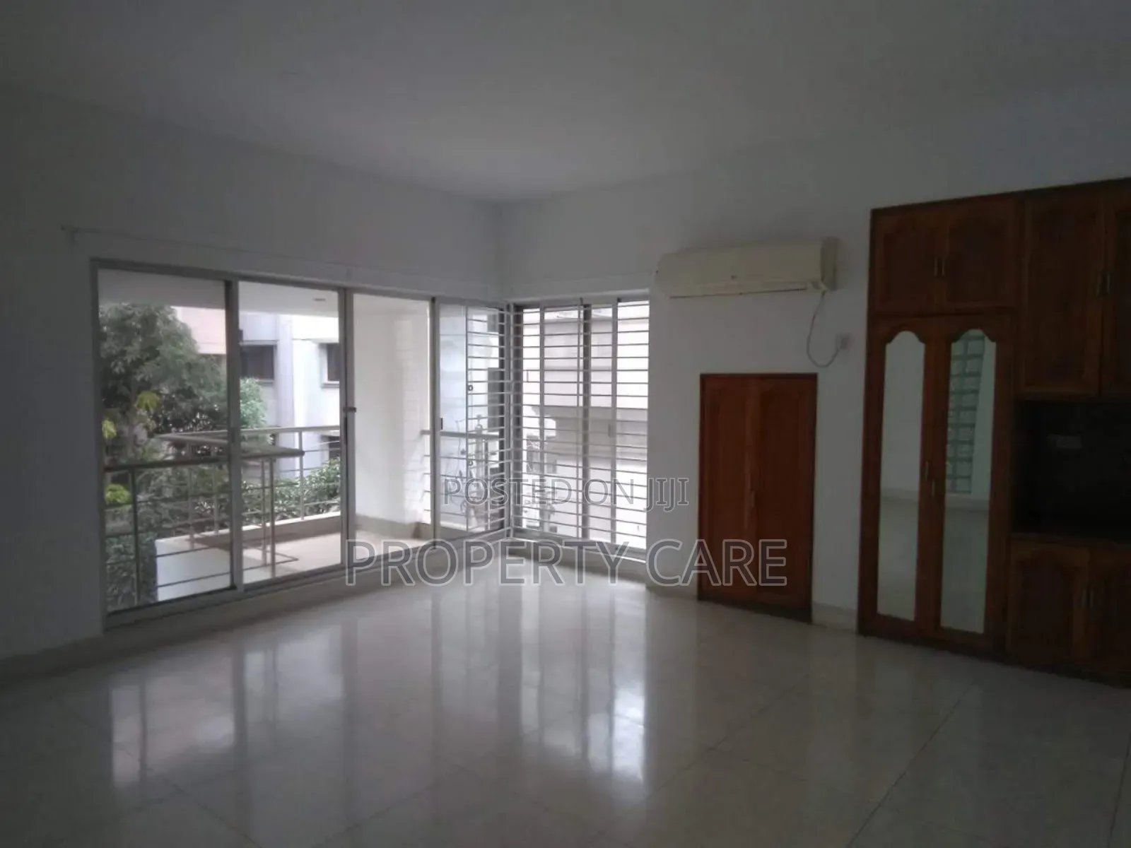 4bdrm Duplex in Gulshan for rent