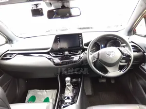 Toyota C-HR 2020 Red