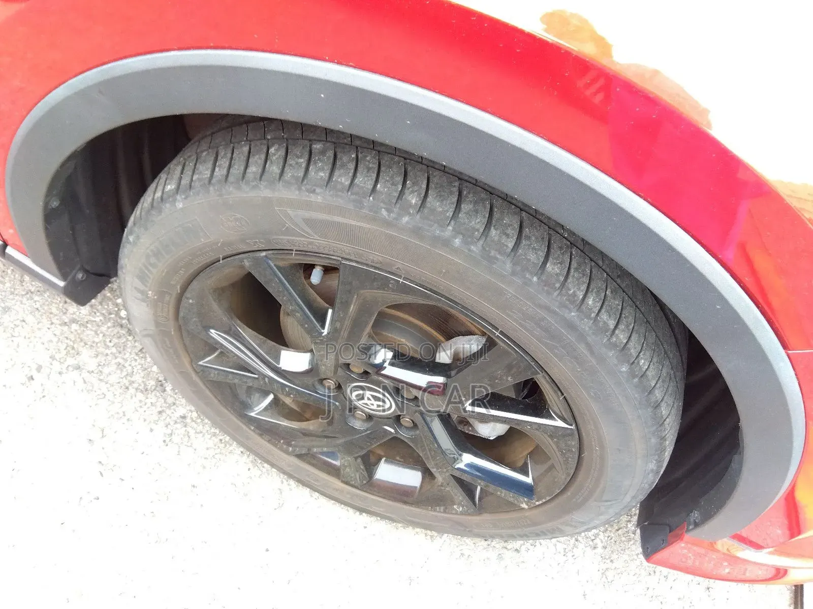 Toyota C-HR 2020 Red