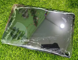 Photo - Laptop HP Stream Notebook 4GB Intel Core I5 HDD 500GB