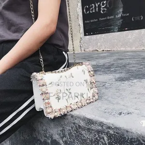 Photo - Stylish Ladies Bag