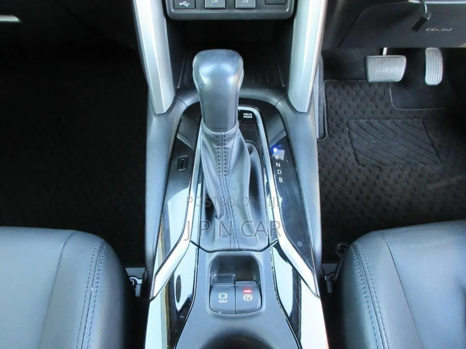 Toyota Corolla Cross 1.8 Hybrid FWD 2022 Pearl