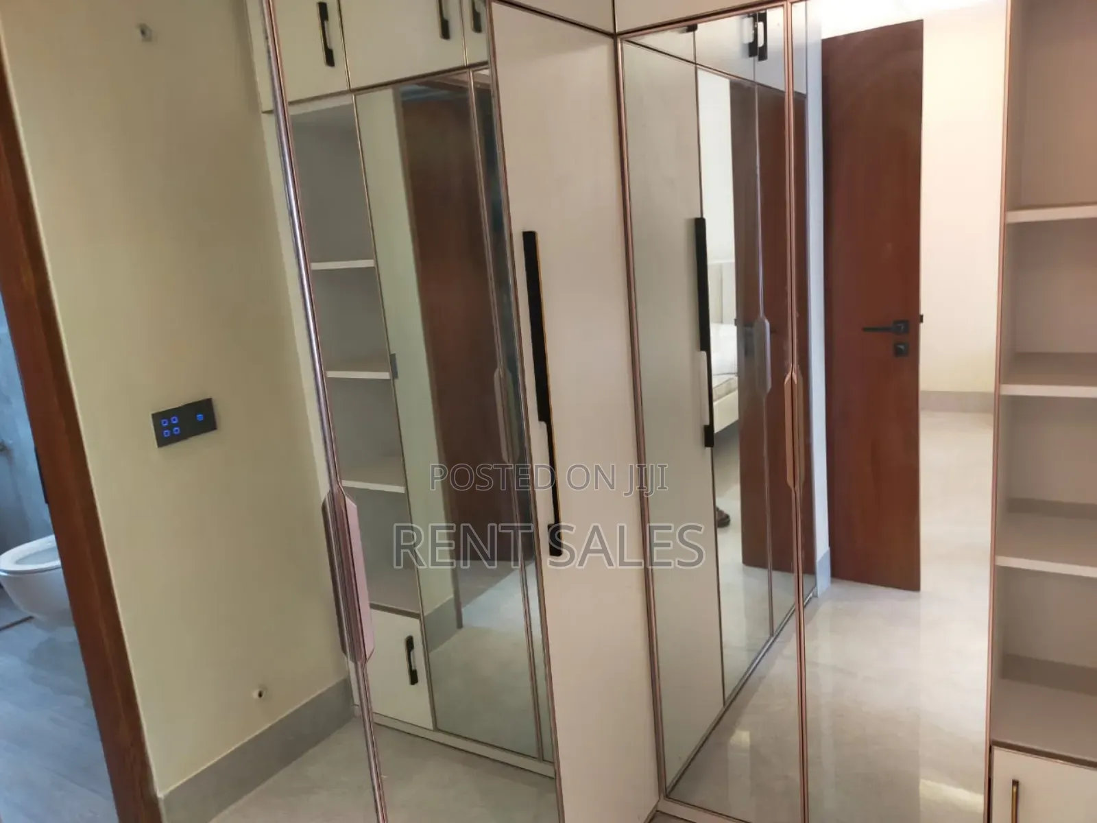 Furnished 4bdrm Apartment in Baridhara for rent