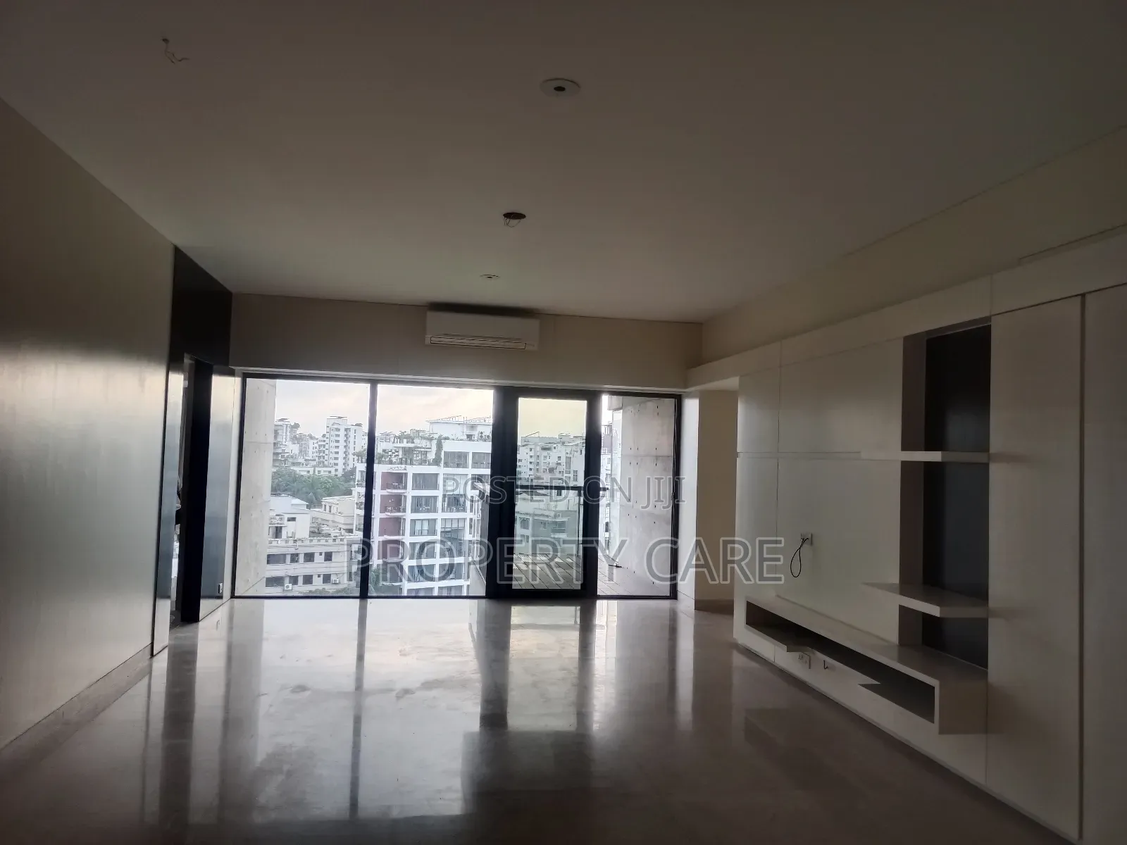 4bdrm Apartment in Gulshan for rent