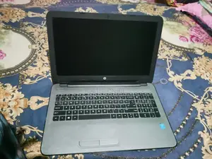 Laptop HP 15 4GB Intel Core I3 HDD 1T