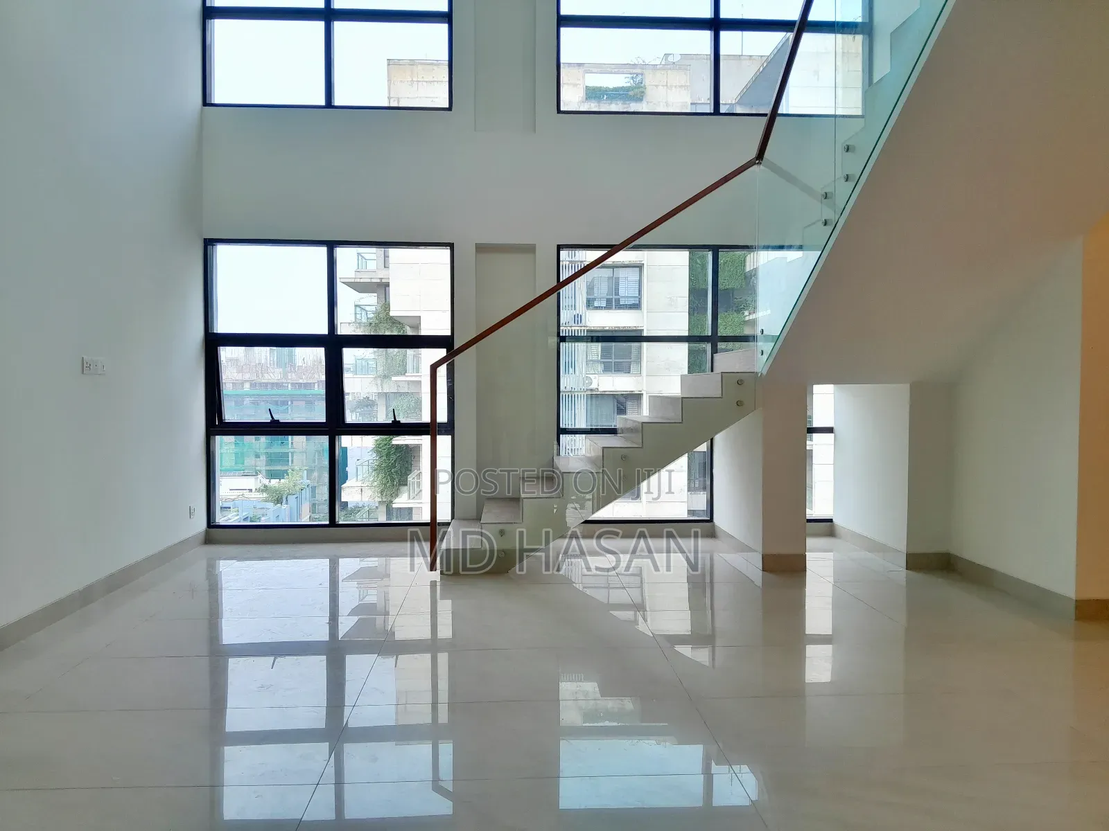 5bdrm Apartment in Duplex Semi for rent