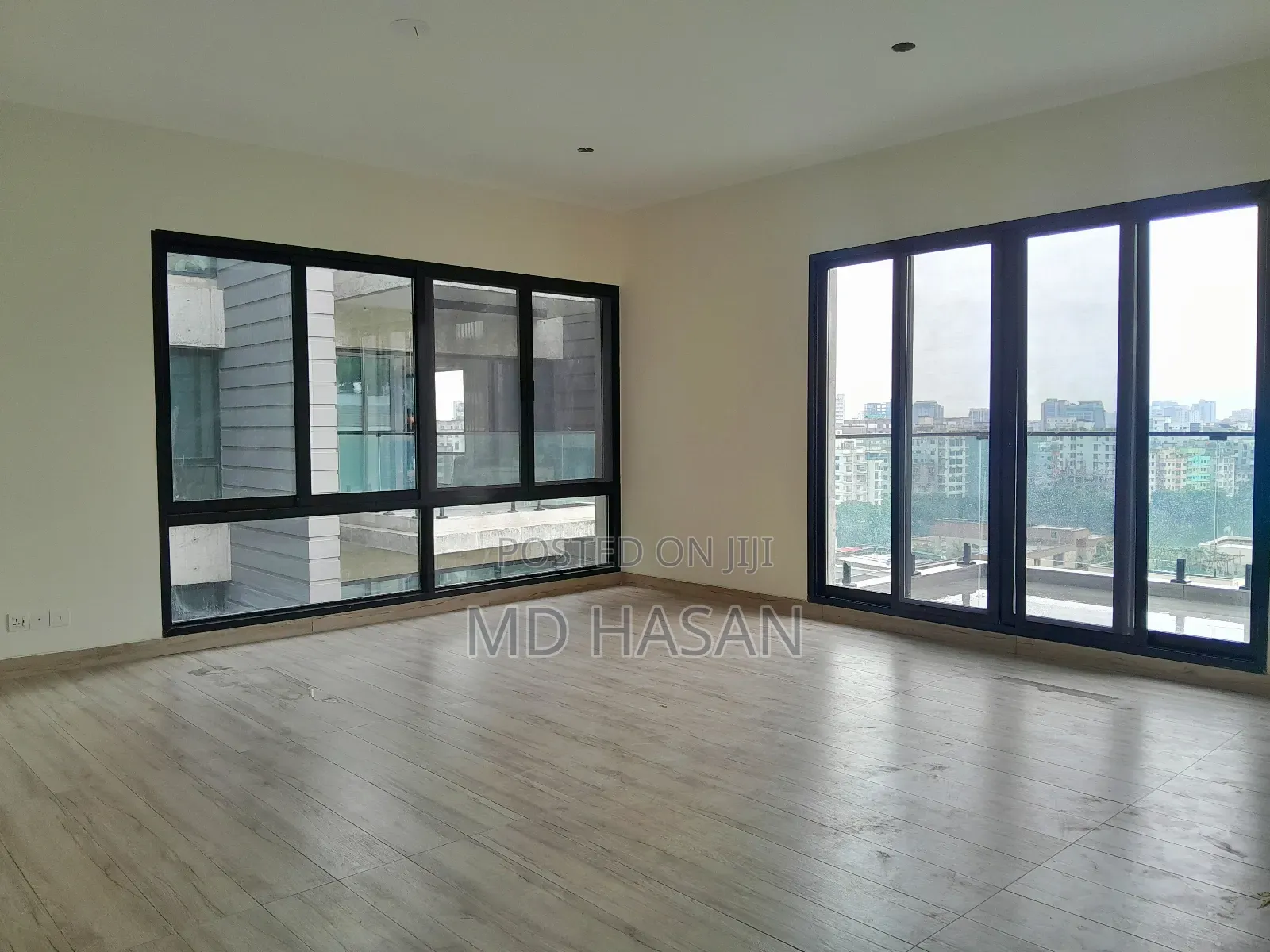 5bdrm Apartment in Duplex Semi for rent