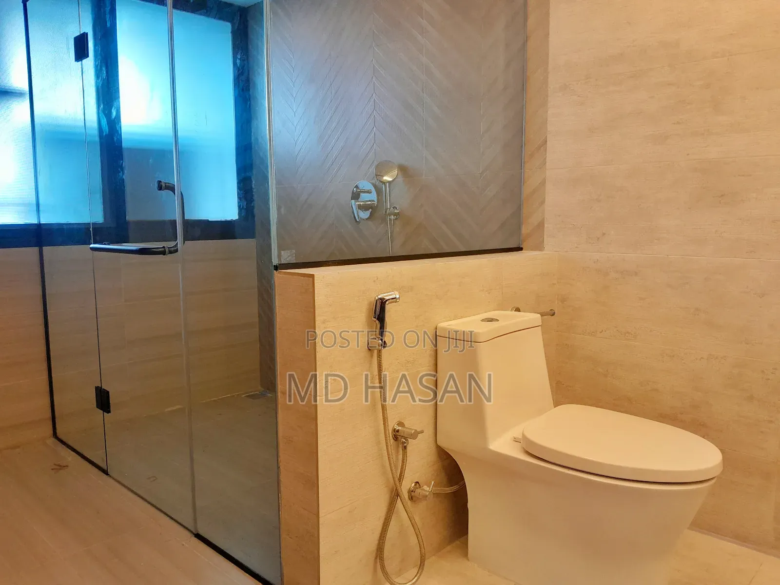 5bdrm Apartment in Duplex Semi for rent