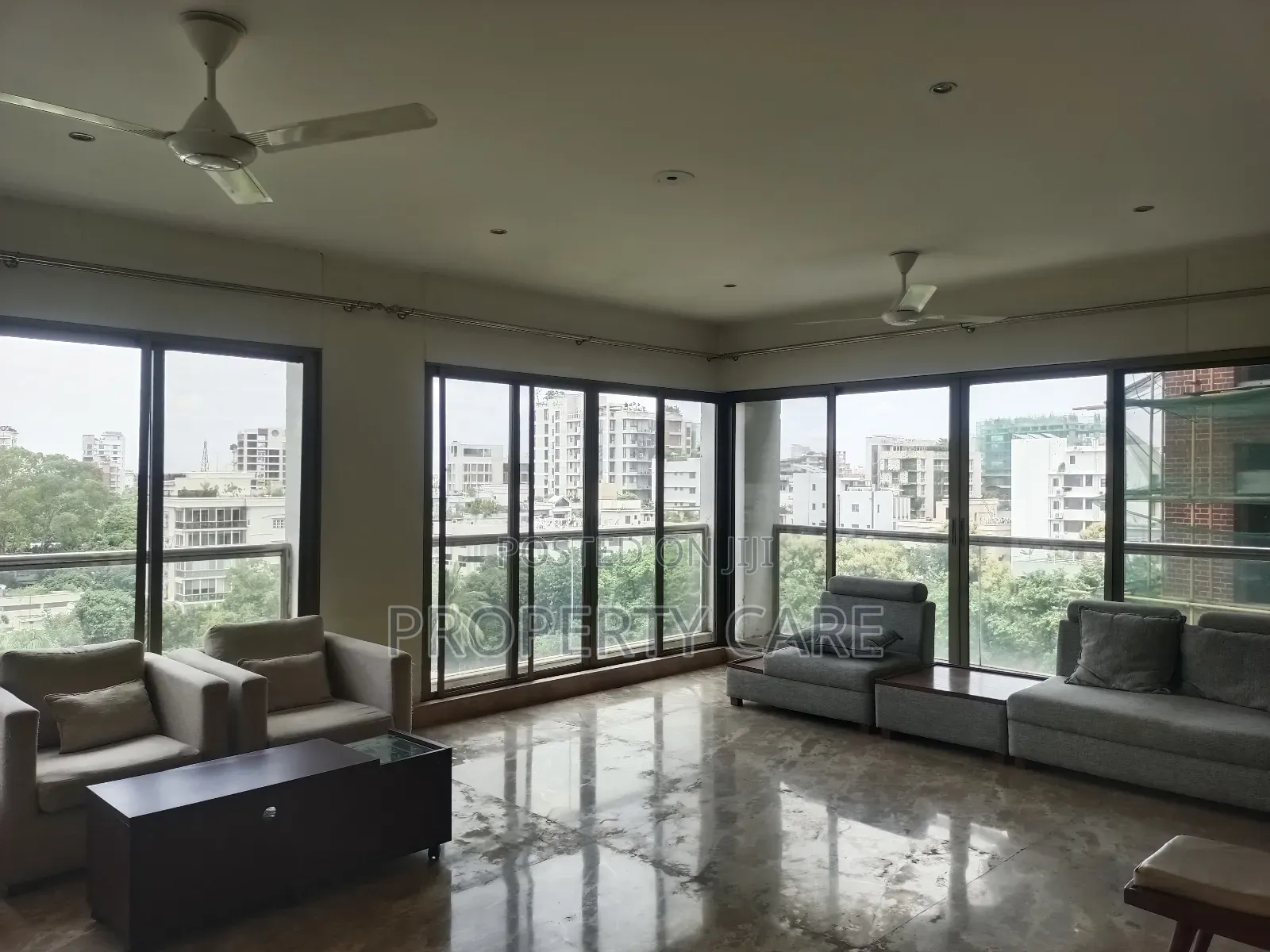 Furnished 4bdrm Apartment in Gulshan for rent