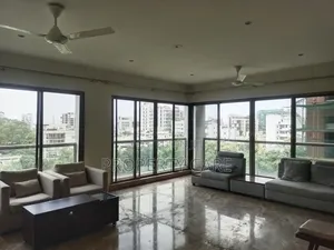 Furnished 4bdrm Apartment in Gulshan for rent