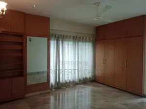 Furnished 4bdrm Apartment in Gulshan for rent