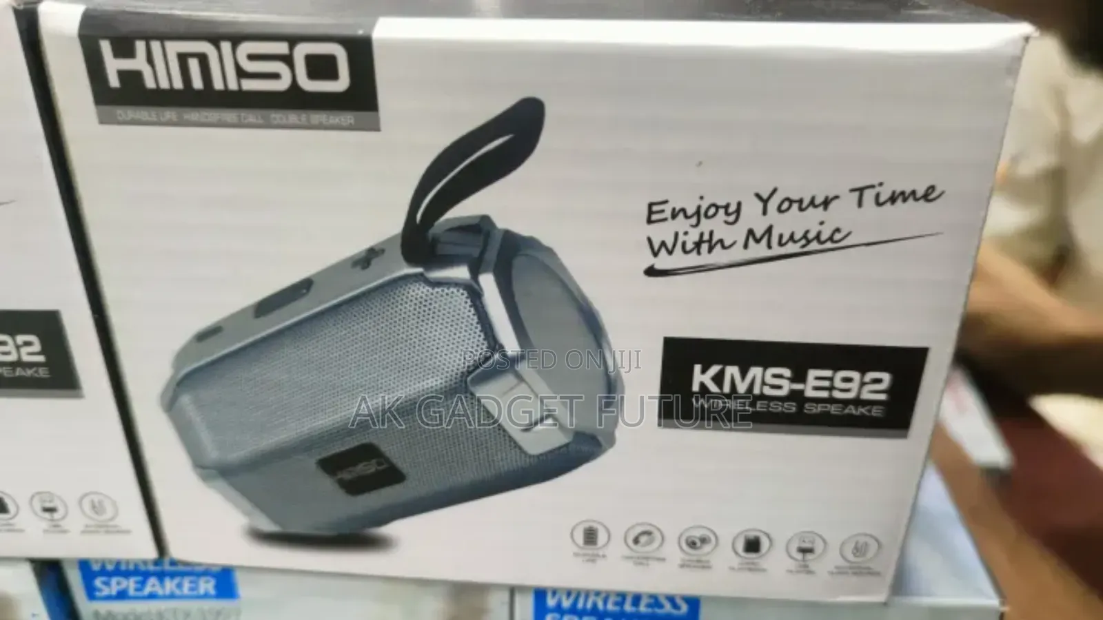 Kimiso KMS-E92 Wireless Bluetooth Speaker