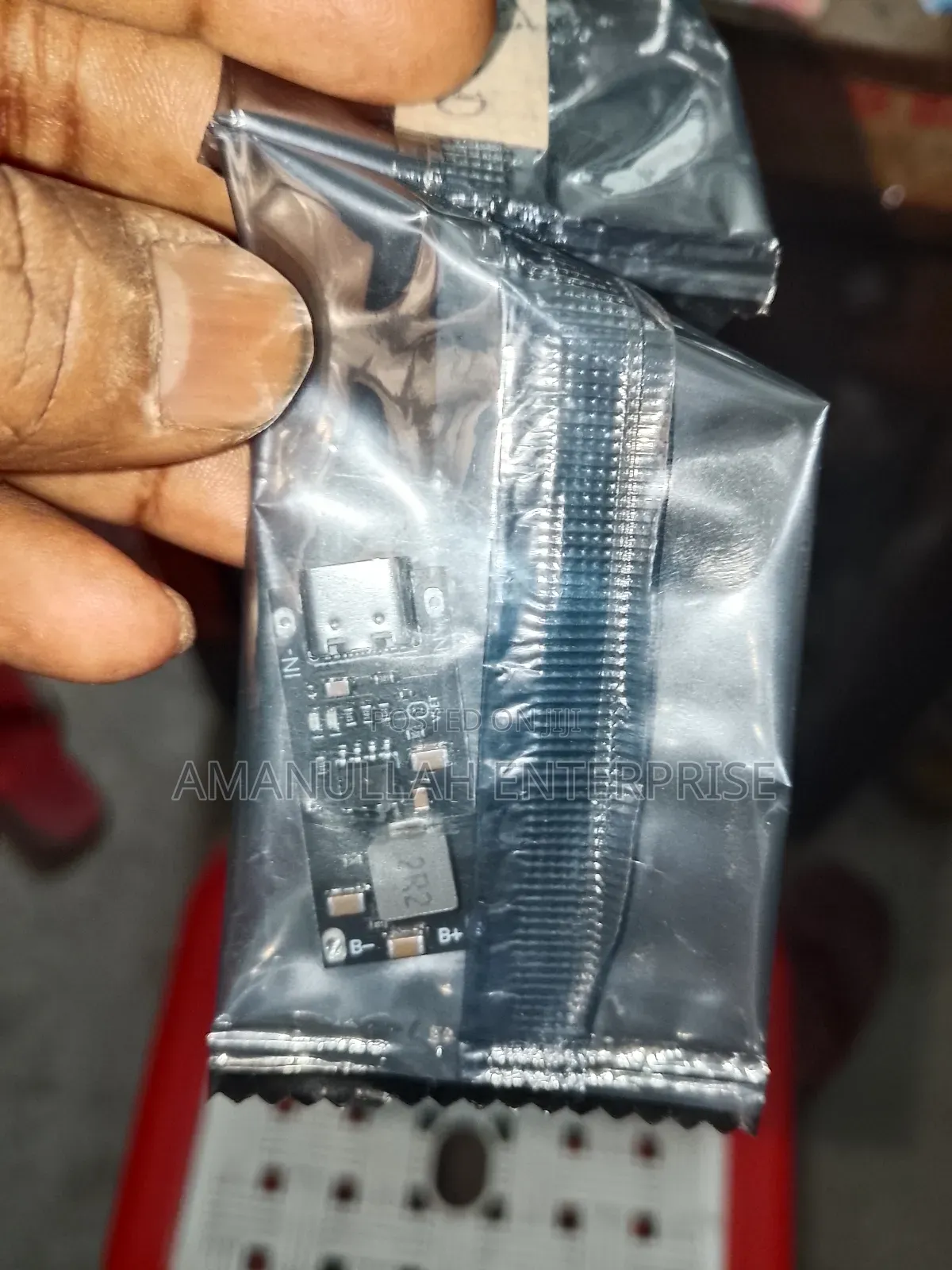 Lithium Battery Charger Module Usb-C Ip2312.