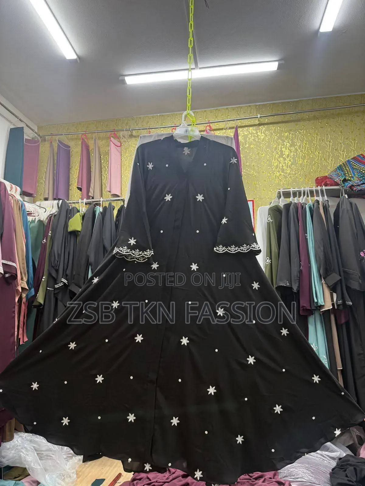 Mahiya Avaya Borka New Products