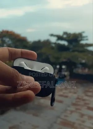 Photo - Apple Airpod