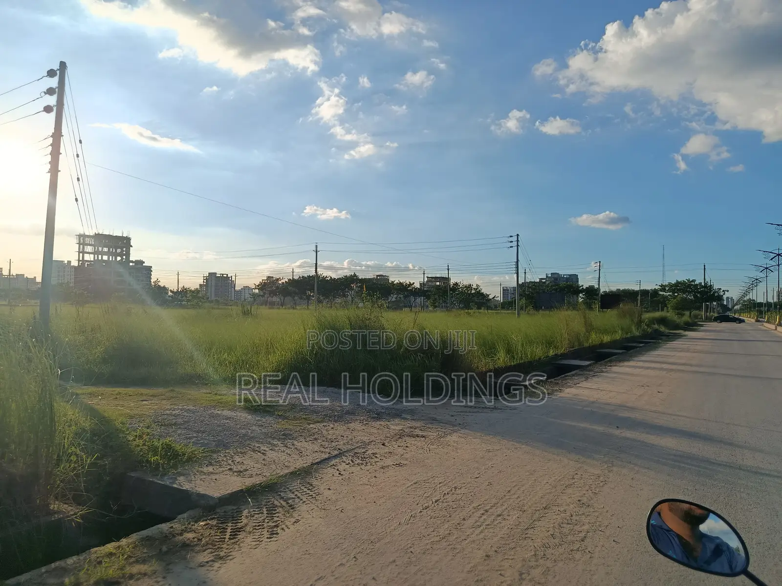 South Face Plot Sale, P-Block.