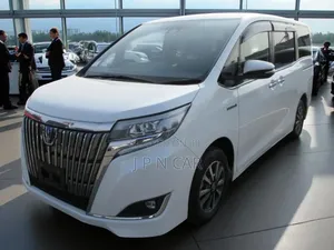 Toyota Esquire 1.8 FWD Hybrid (7 seater) 2020 Pearl