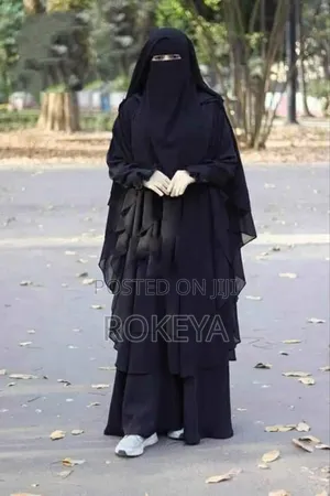 Photo - Borka Dubai Cherry With Hijab