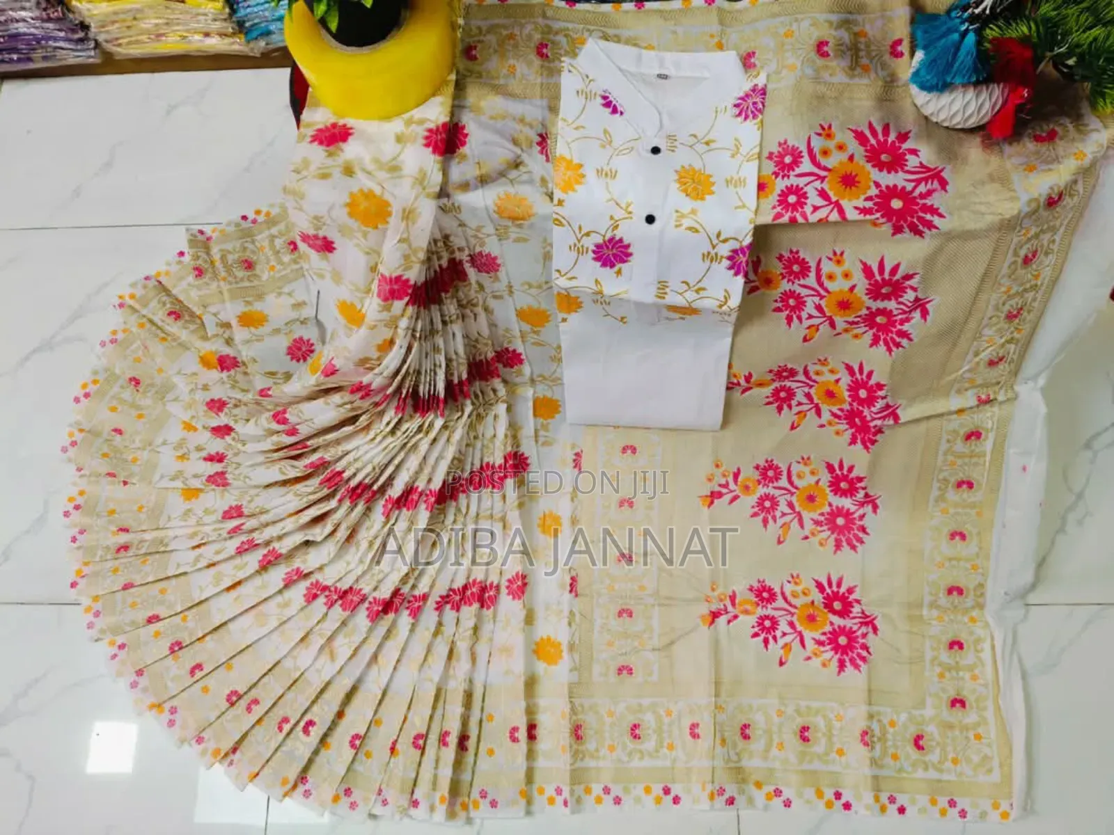  যেকোনো উৎসবের দিনে প্রিয়জনের সঙ্গে ম্যাচিং লুকে থাকুন