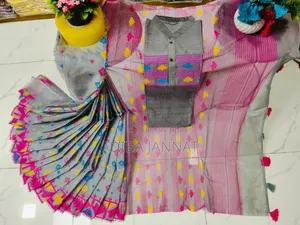  যেকোনো উৎসবের দিনে প্রিয়জনের সঙ্গে ম্যাচিং লুকে থাকুন