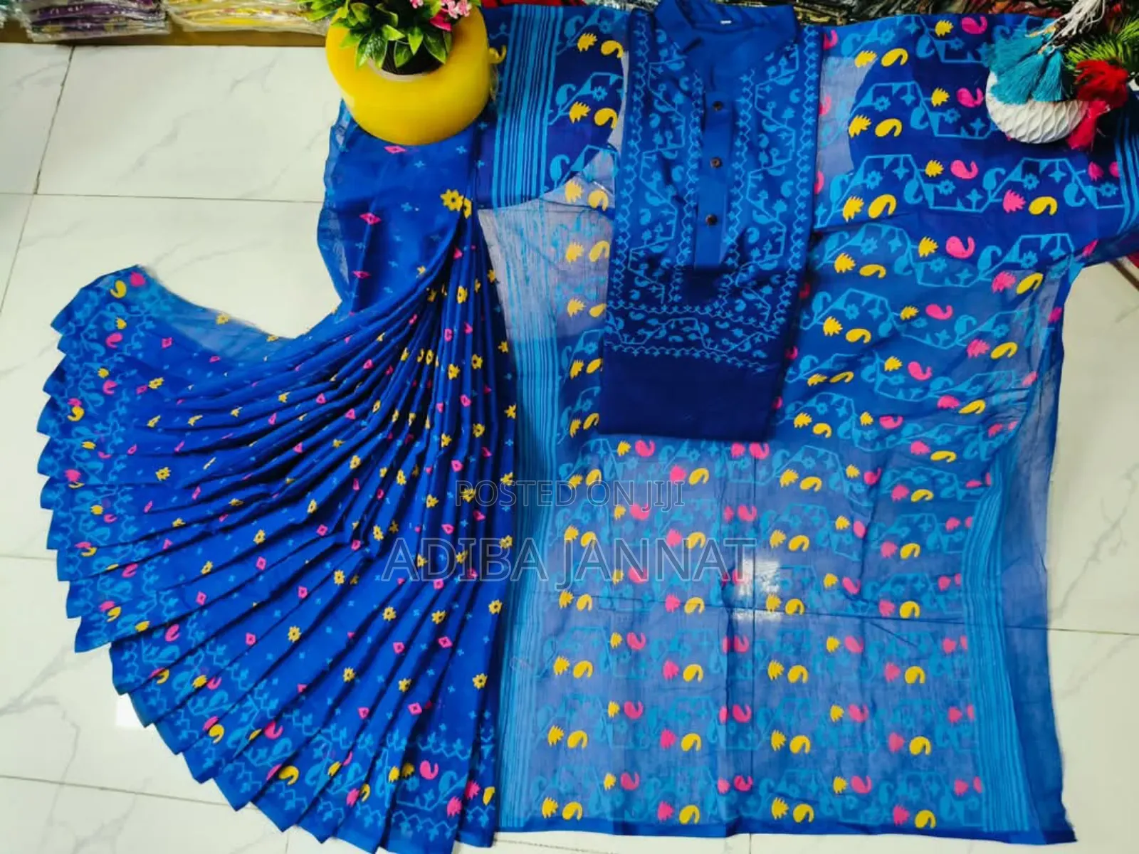  যেকোনো উৎসবের দিনে প্রিয়জনের সঙ্গে ম্যাচিং লুকে থাকুন