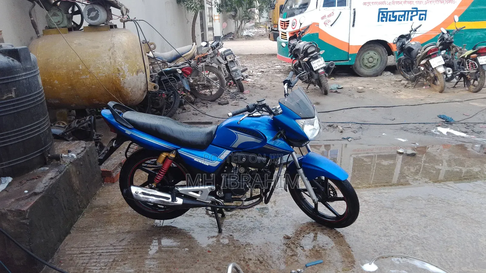 Motorcycle 2022 Blue