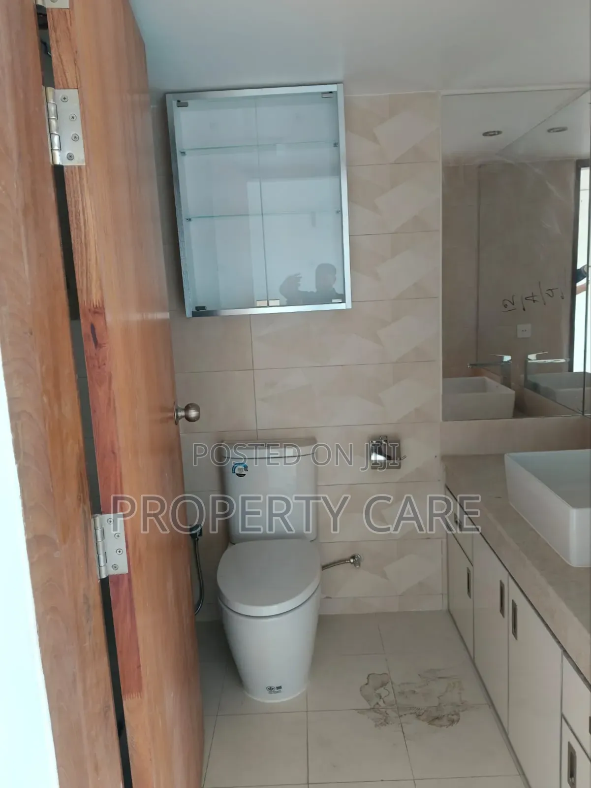 4bdrm Apartment in Gulshan for rent