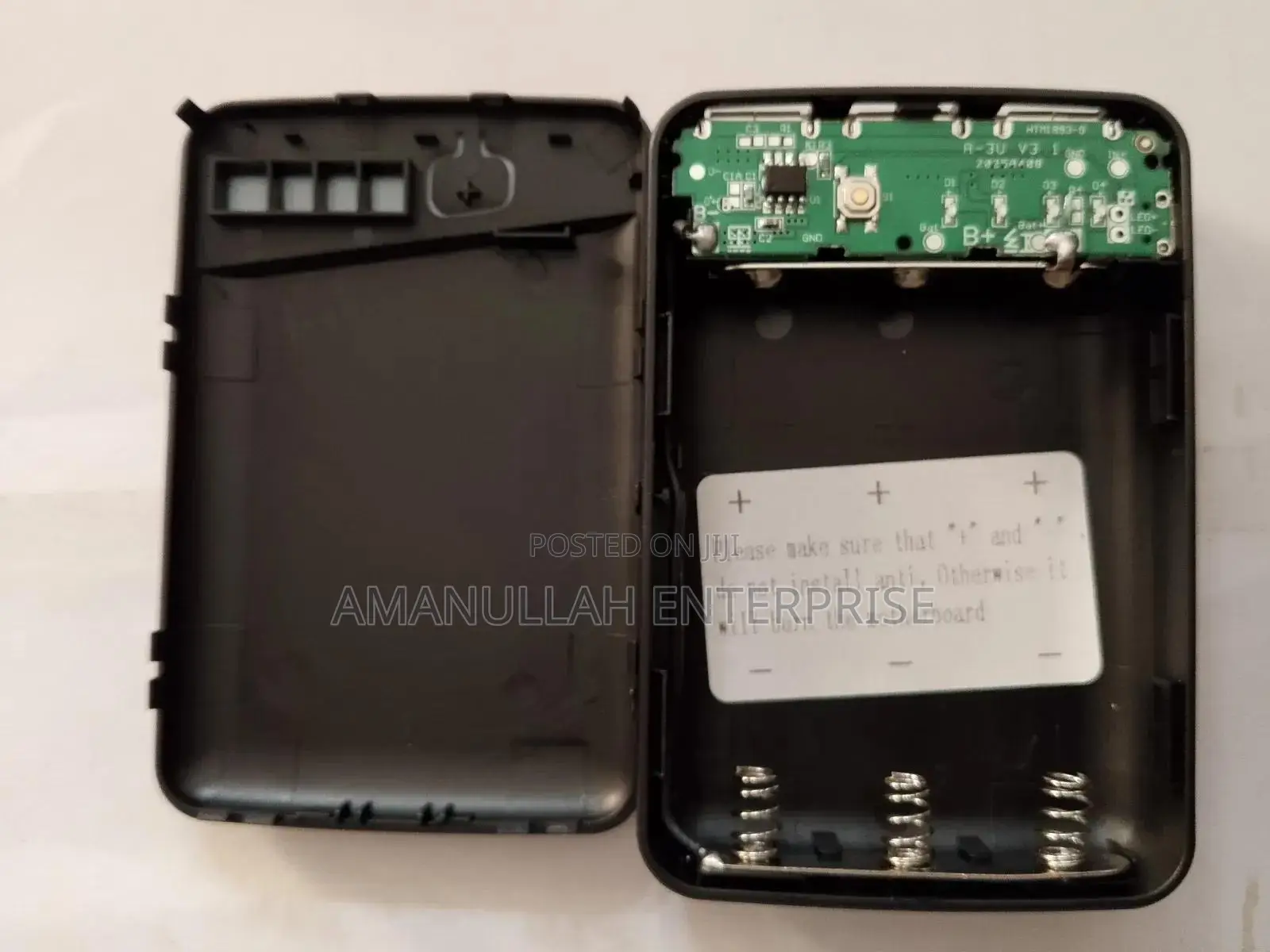 Power Bank Casing For 3 Battery ( Battery Not Incluide)