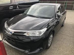 Photo - Toyota Corolla Fielder 1.5 Hybrid FWD 2019 Black