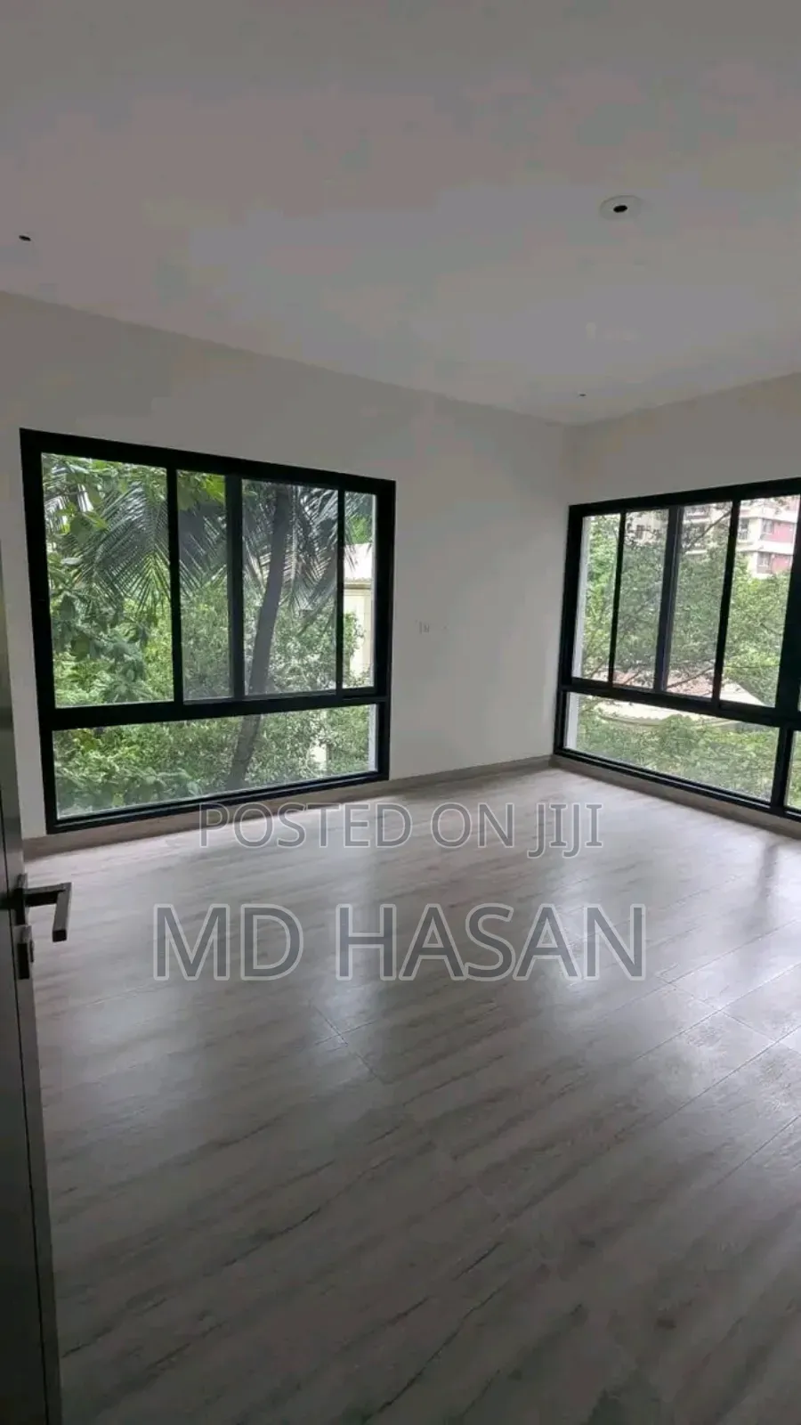 4bdrm Apartment in Semi Furnished for rent