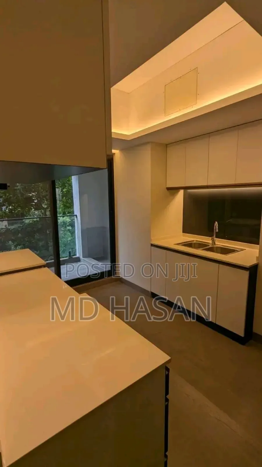 4bdrm Apartment in Semi Furnished for rent