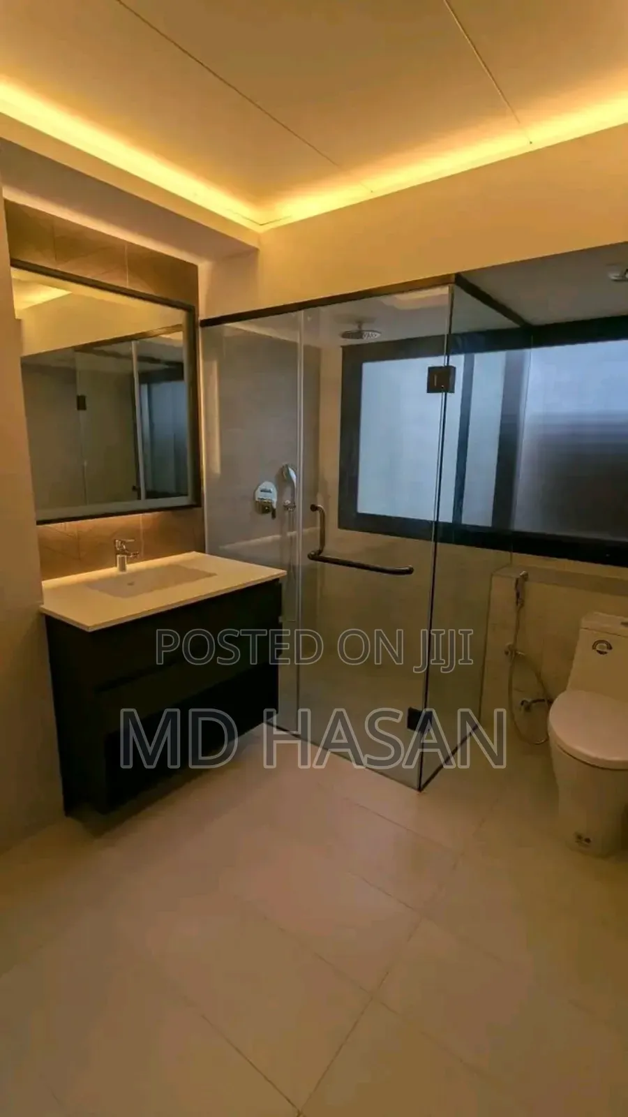 4bdrm Apartment in Semi Furnished for rent