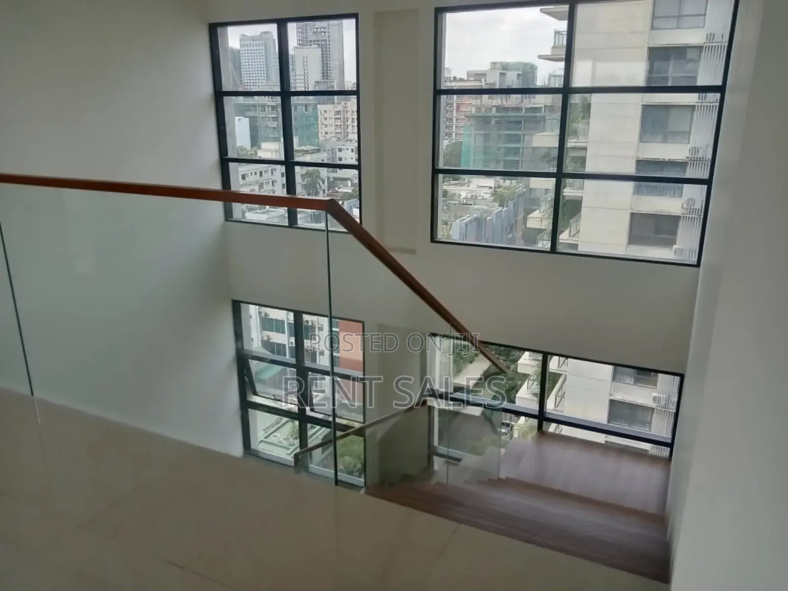 5bdrm Duplex in Gulshan for rent