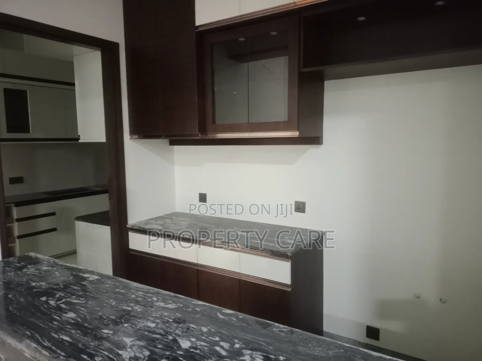 4bdrm Apartment in Gulshan for rent