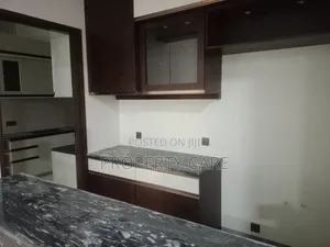 4bdrm Apartment in Gulshan for rent