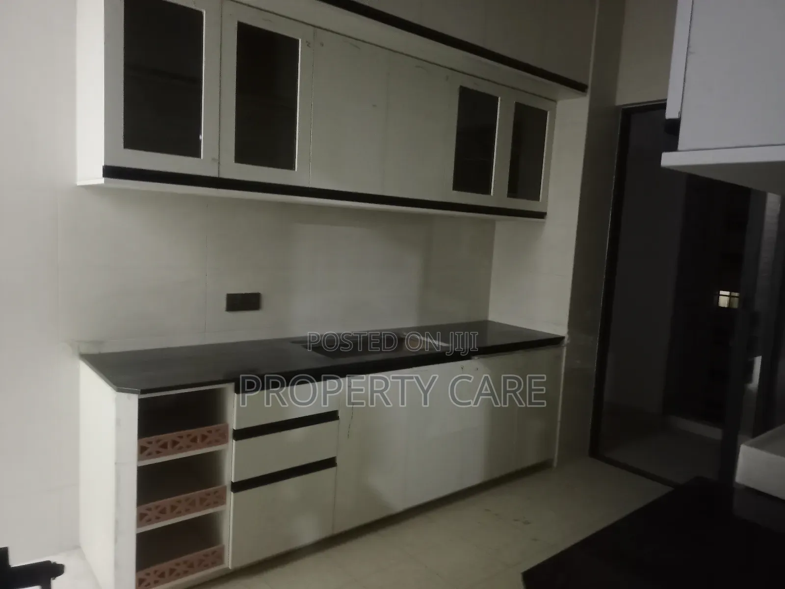 4bdrm Apartment in Gulshan for rent