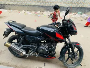 Photo - Bajaj Pulsar 150 2020 Black