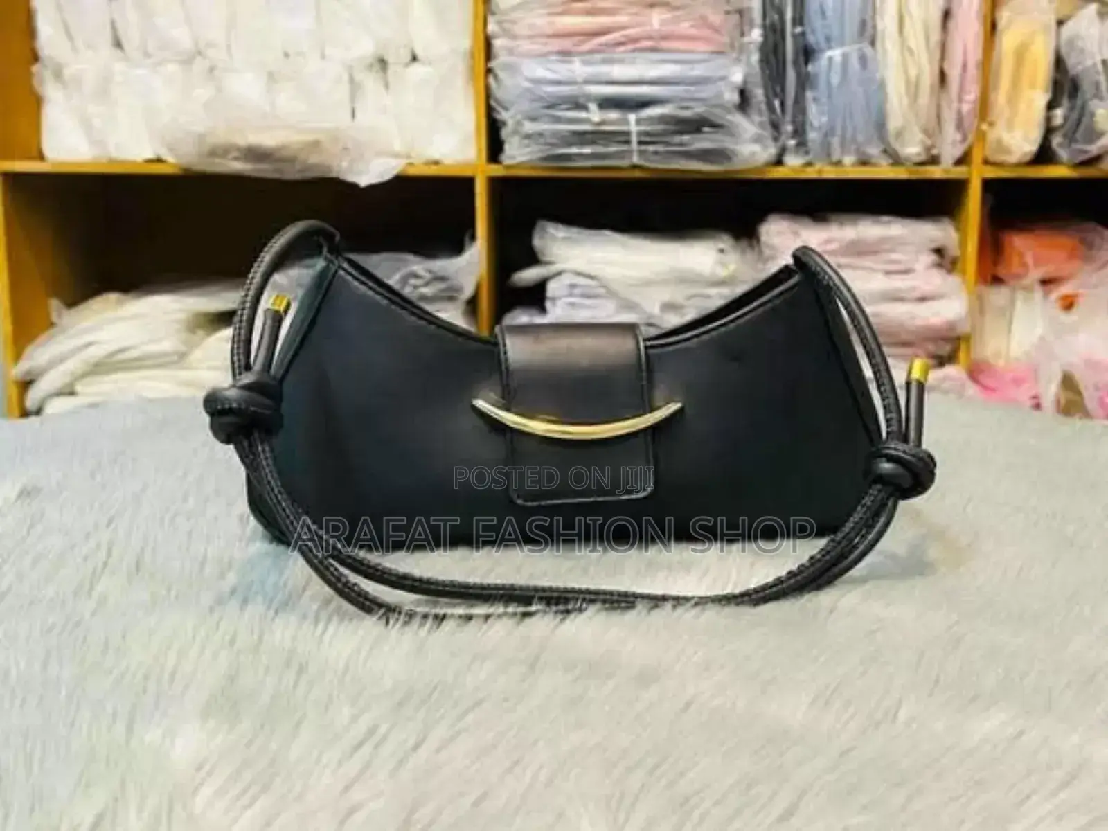 Again Restock 
Bollywood Style Boat Bag
A