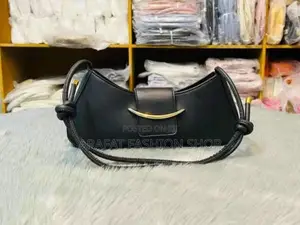 Again Restock 
Bollywood Style Boat Bag
A