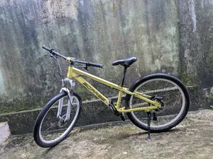 Motorcycle 2025 Yellow