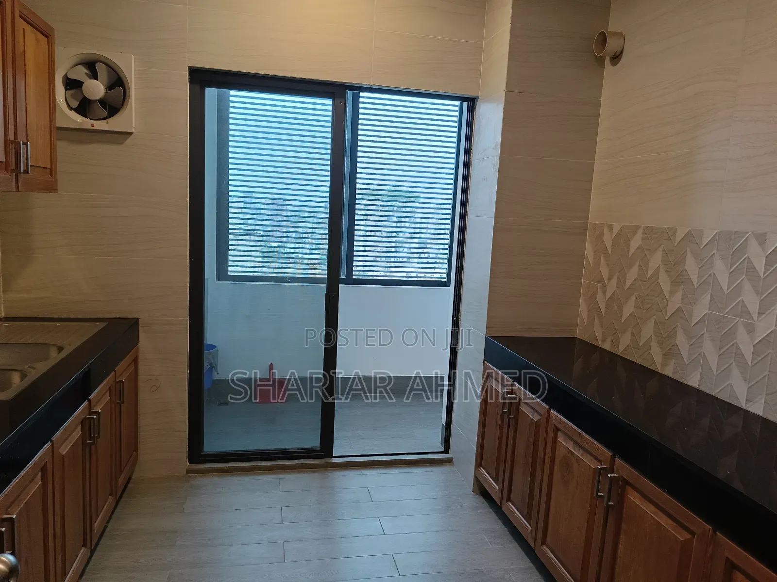 4bdrm Apartment in Gulshan for rent