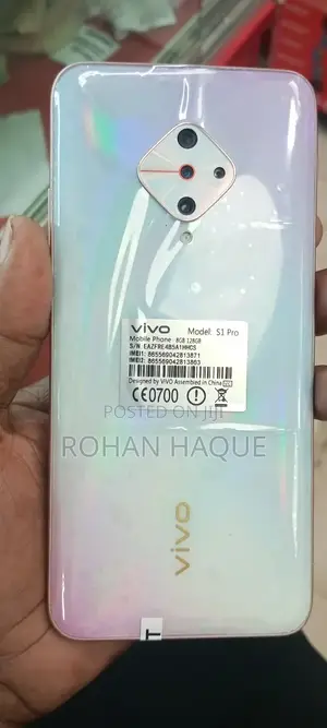 Photo - Vivo S1 Pro 128 GB Blue
